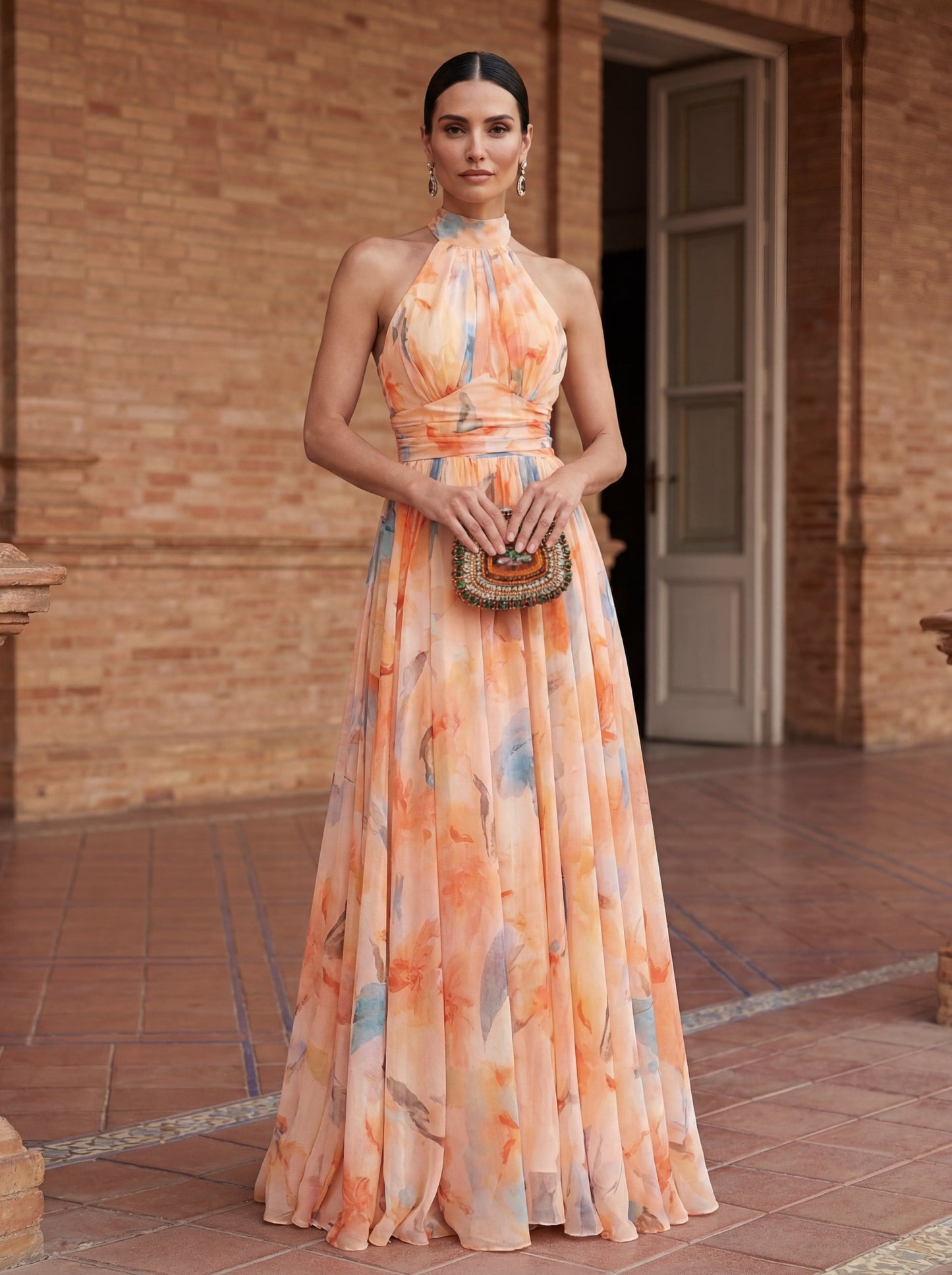 Vestido de cuello halter con estampado de acuarela