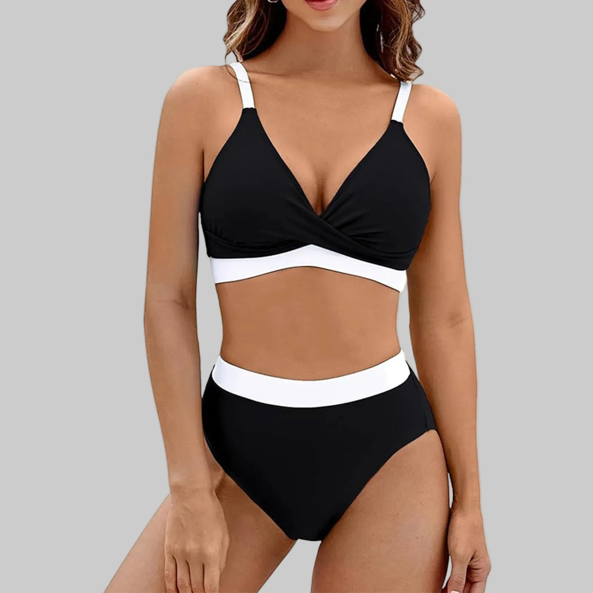 Sarena | Il tuo bikini modellante per l'addome con un elegante scollo a V