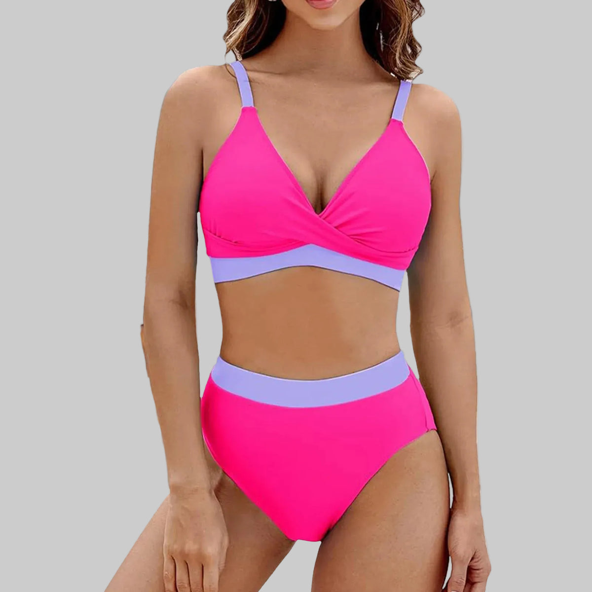 Sarena | Il tuo bikini modellante per l'addome con un elegante scollo a V